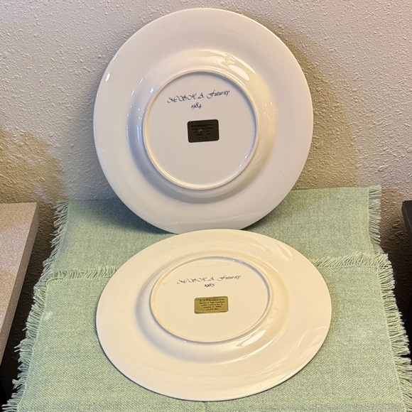 Elegant Blue and Gold Horse Design Plates - Picture 15 of 15